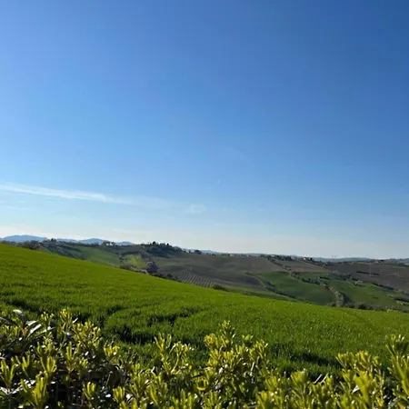 Inviting In With Swimming Pool * San Costanzo